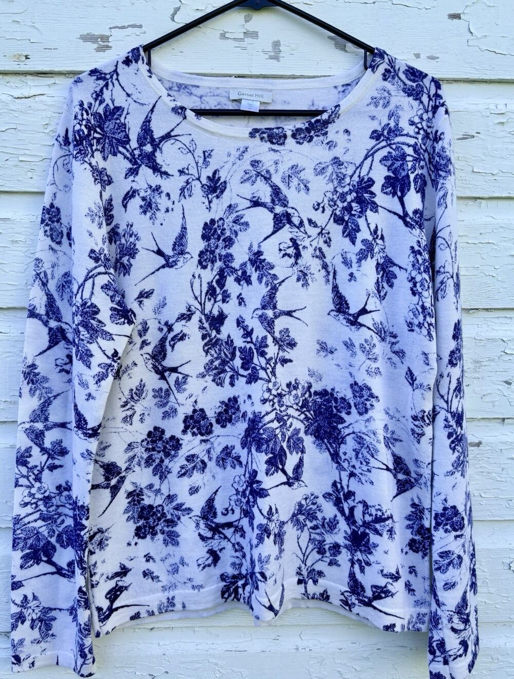 GARNET HILL 100% Merino Wool Sweater Womens Size XL Blue White Floral Fine Toile